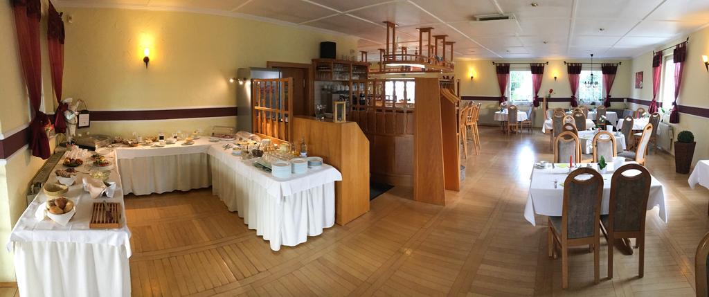 Kastanienhof Hotel Garni Zinnowitz Eksteriør bilde